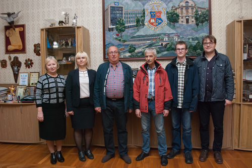 Збільшити зображення