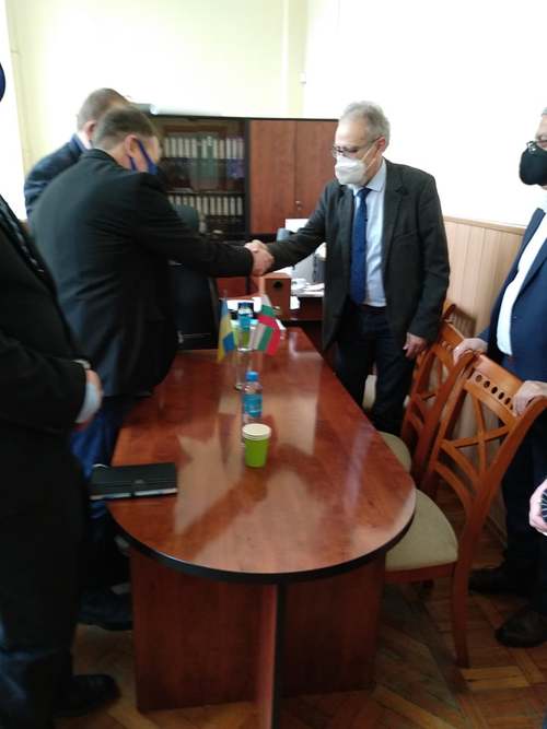 Збільшити зображення